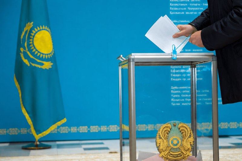 Здание парламента Казахстана в Астане