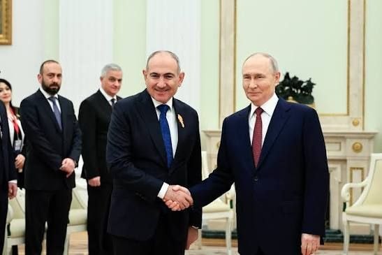 Встреча Путина и Пашиняна в Чаренцаване: обсуждение референдума о ЕС и ЕАЭС