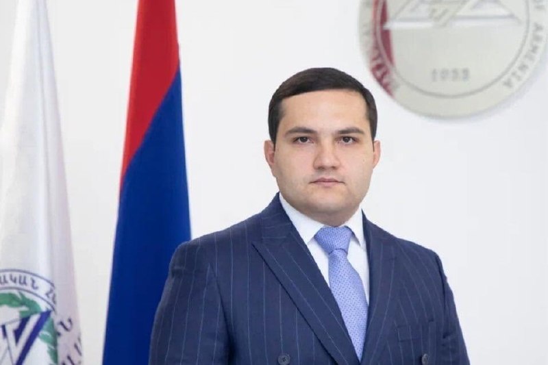 Здание Армянского национального политехнического университета в Ереване