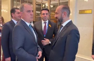 Арарат Мирзоян и Джейхун Байрамов в Бишкеке