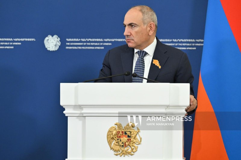 Никол Пашинян и Урсула фон дер Ляйен на пресс-конференции в Армении