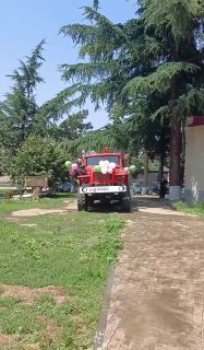 Никол Пашинян в Иджеване во время празднования Вардавара