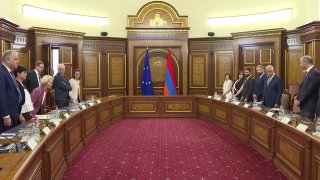 Урсула фон дер Ляйен и Никол Пашинян