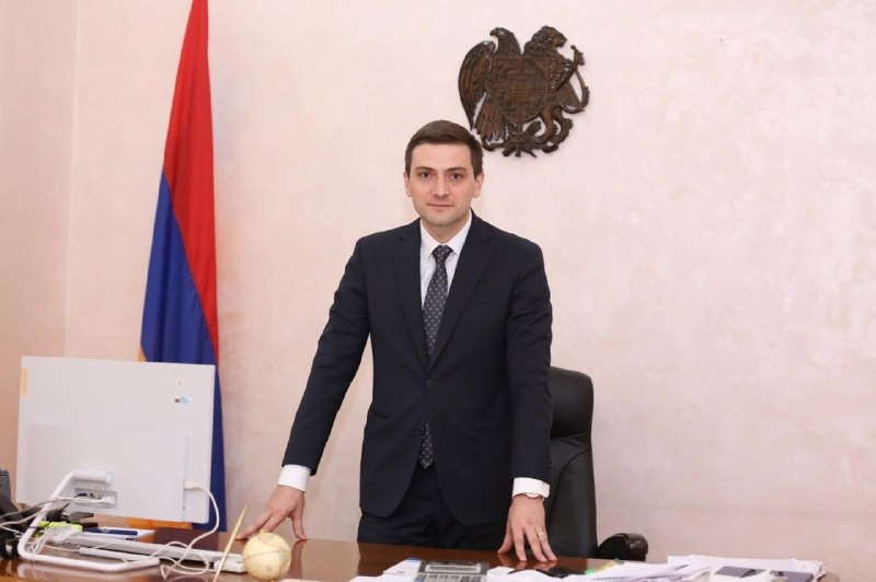 Армен Симонян, освобожденный от должности заместителя министра, на фото в Чаренцаване